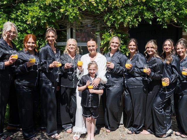 Joe and Lisa's Wedding in Wilmslow, Cheshire 15