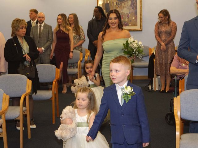 Gaz and Ash&apos;s Wedding in Blackburn, Lancashire 12