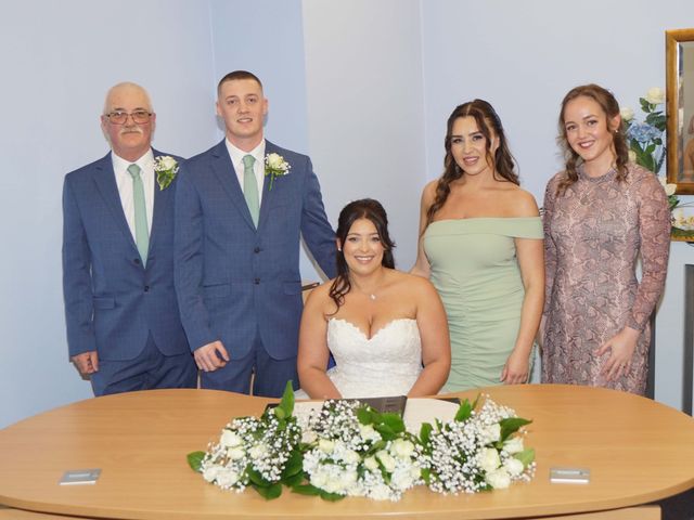 Gaz and Ash&apos;s Wedding in Blackburn, Lancashire 28