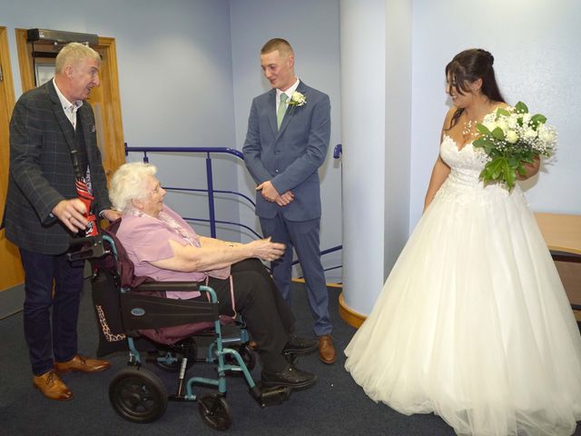 Gaz and Ash&apos;s Wedding in Blackburn, Lancashire 32