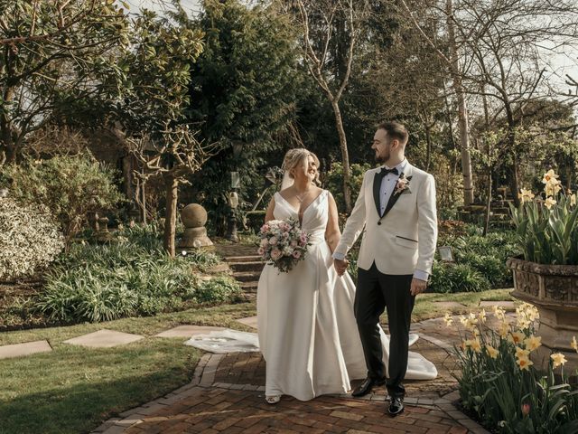 Liam and Olivia 's Wedding in Telford, Shropshire 4