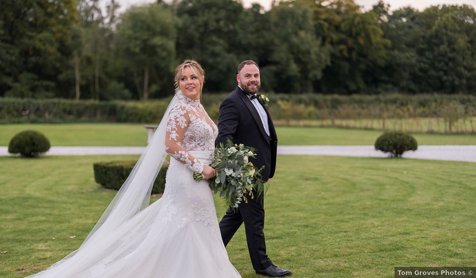 Sam and Emma's Wedding in Edwinstowe, Nottinghamshire