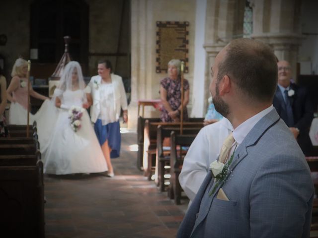Scott and Kimmy&apos;s Wedding in Boston, Lincolnshire 17