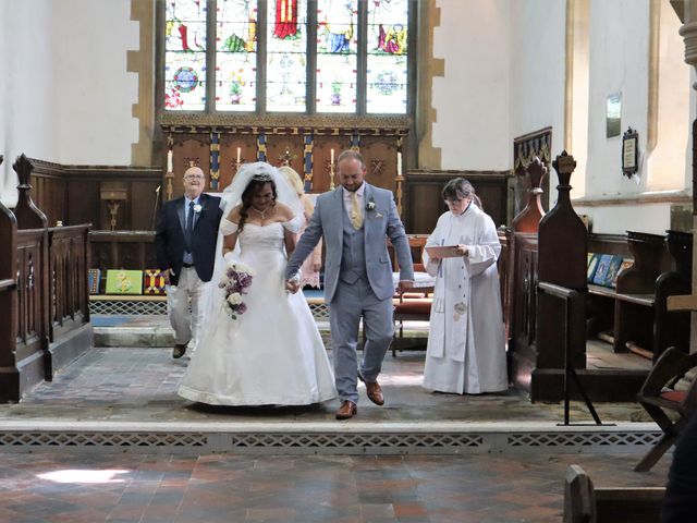 Scott and Kimmy&apos;s Wedding in Boston, Lincolnshire 21