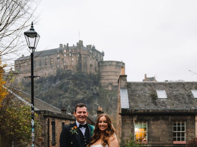 Graeme and Lauren&apos;s Wedding in Edinburgh, Lothian &amp; Borders 19