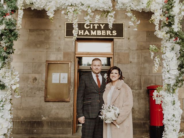 George and Samantha&apos;s Wedding in Edinburgh, Lothian &amp; Borders 5