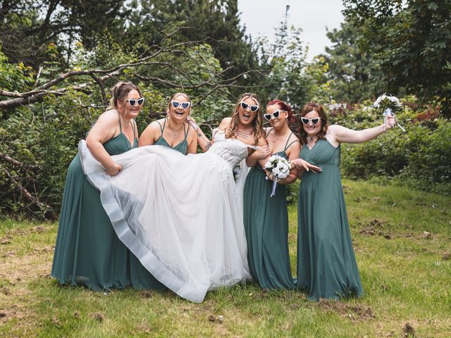 Ben and Chloe's Wedding in Leeds, West Yorkshire 6