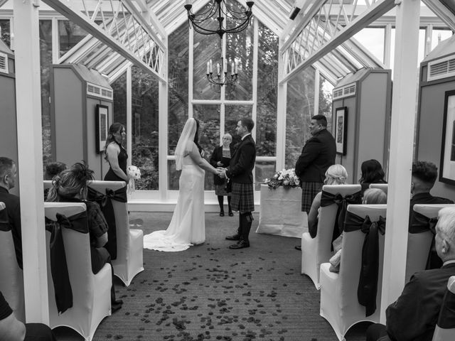 Samantha and Daniel's Wedding in Dundee, Fife &amp; Angus 2
