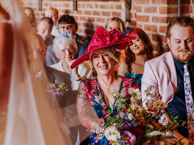 Matty and Molly&apos;s Wedding in Bridgnorth , Shropshire 16