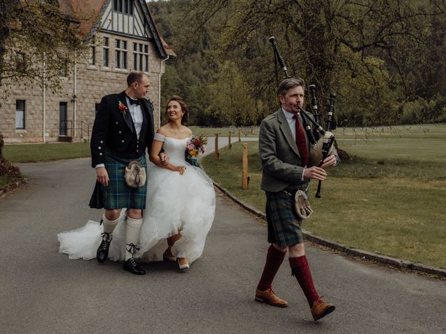 George and Marlin's Wedding in Braemar, Aberdeen &amp; Deeside 8