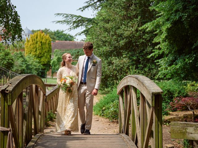 Joseph and Emily&apos;s Wedding in Twickenham, Middlesex 1