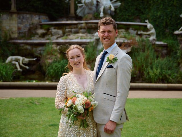 Joseph and Emily&apos;s Wedding in Twickenham, Middlesex 12