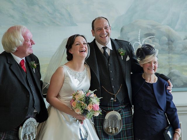 Ross and Lynne&apos;s Wedding in Edinburgh, Lothian &amp; Borders 36