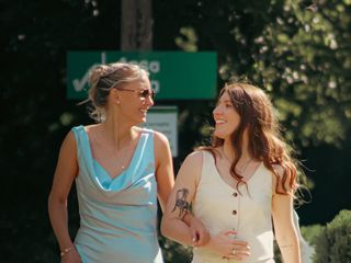 Chelsea &amp; Greta 's wedding 1