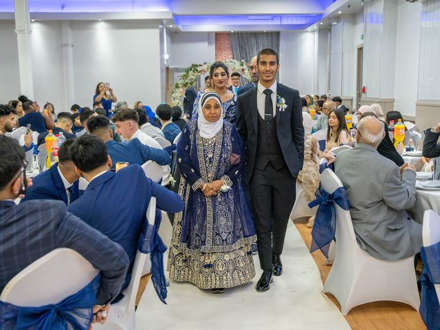 Aaliyah and Daanyaal&apos;s Wedding in Leicester, Leicestershire 16