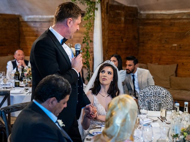 Simon and Lamia&apos;s Wedding in Wantage, Oxfordshire 27