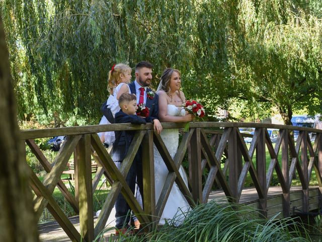 Scott and Chrystie&apos;s Wedding in Chester, Cheshire 14