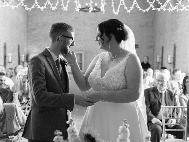 Adrian and Veronica&apos;s Wedding in Bicester, Oxfordshire 7