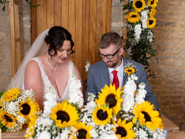 Adrian and Veronica&apos;s Wedding in Bicester, Oxfordshire 25