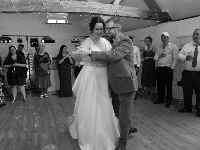 Adrian and Veronica&apos;s Wedding in Bicester, Oxfordshire 51