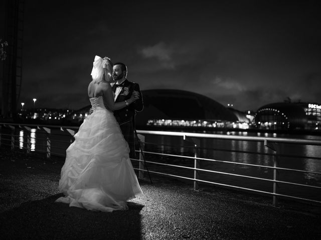 Lauren and Steven&apos;s Wedding in Glasgow, Central &amp; Glasgow 20