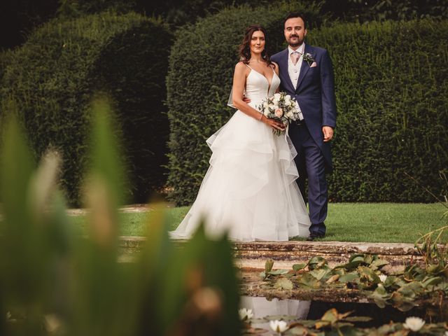 Christopher and Victoria&apos;s Wedding in Milton Keynes, Buckinghamshire 1