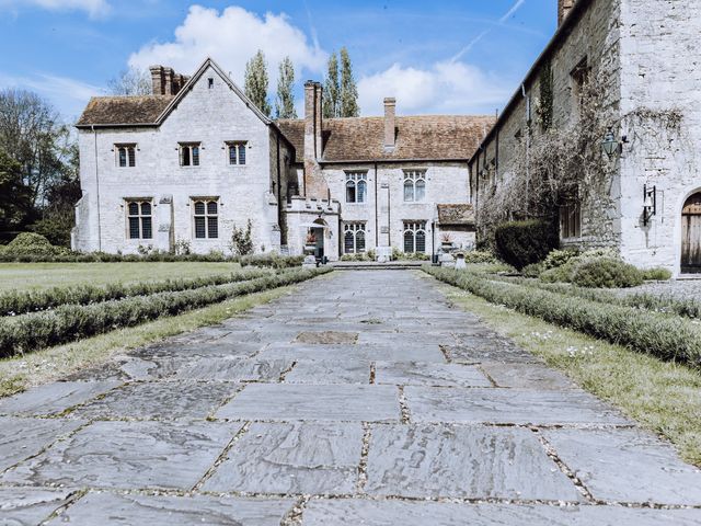 Tom and Georgia&apos;s Wedding in Haddenham, Buckinghamshire 1