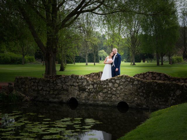 Beata and Darren&apos;s Wedding in Branston, Staffordshire 23