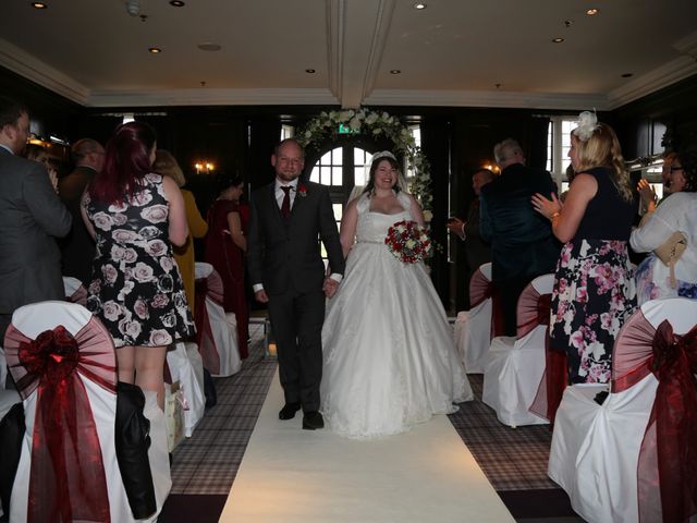 John and Beth&apos;s Wedding in Newcastle Upon Tyne, Northumberland 12