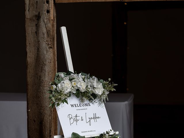 Lynddon and Bethany&apos;s Wedding in Fareham, Hampshire 5