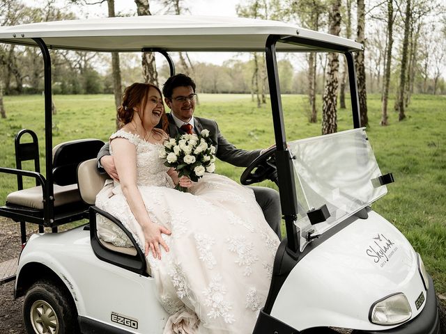 Lynddon and Bethany&apos;s Wedding in Fareham, Hampshire 21
