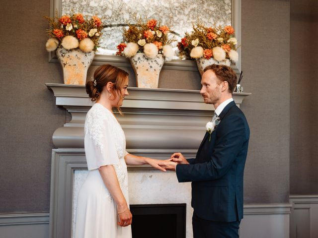 Benjamin and Nicola's Wedding in Marylebone, West Central London 4
