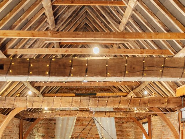 Harriet and Simon's Wedding in Banbury, Oxfordshire 8