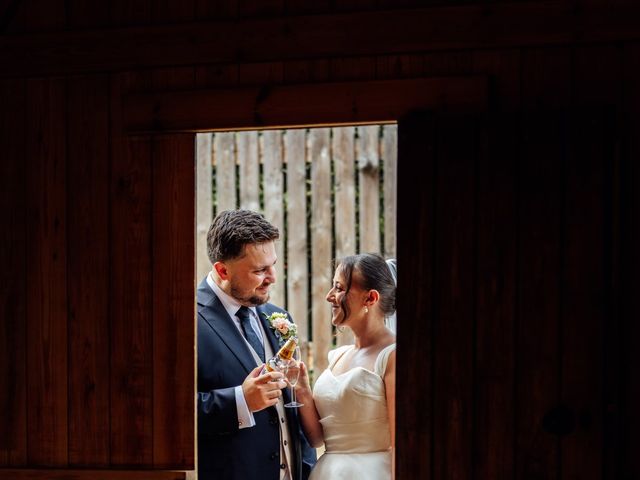 Harriet and Simon's Wedding in Banbury, Oxfordshire 9