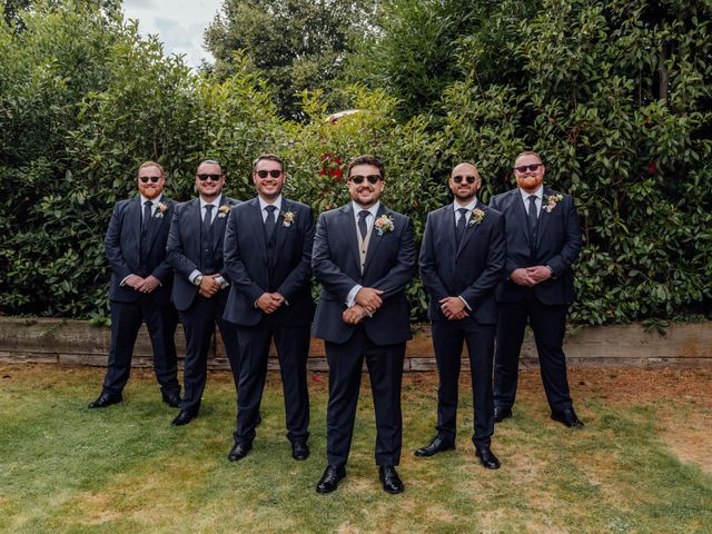 Harriet and Simon's Wedding in Banbury, Oxfordshire 13