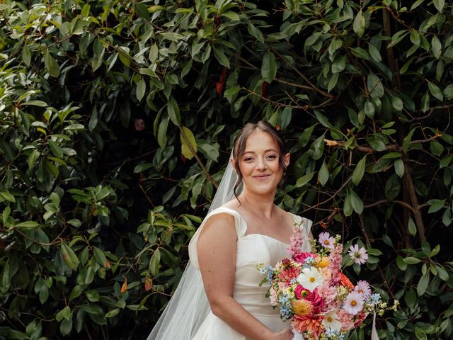 Harriet and Simon's Wedding in Banbury, Oxfordshire 14