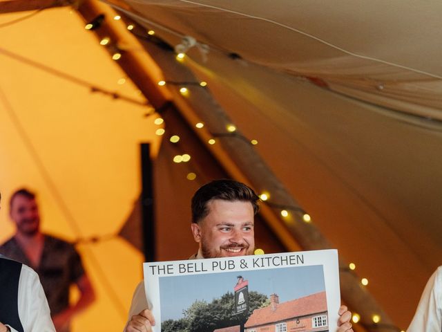 Harriet and Simon's Wedding in Banbury, Oxfordshire 18