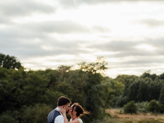 Harriet and Simon's Wedding in Banbury, Oxfordshire 19