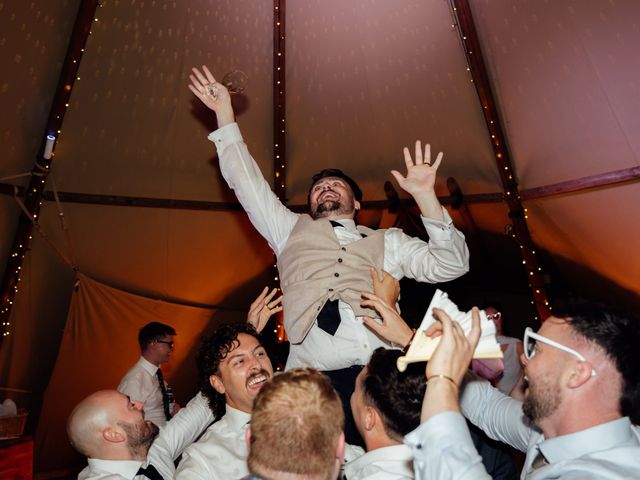 Harriet and Simon's Wedding in Banbury, Oxfordshire 25