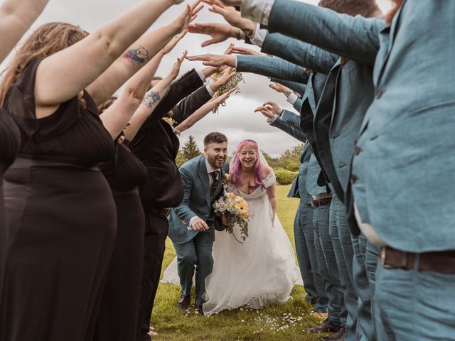Helene and Sam&apos;s Wedding in Basingstoke, Hampshire 14