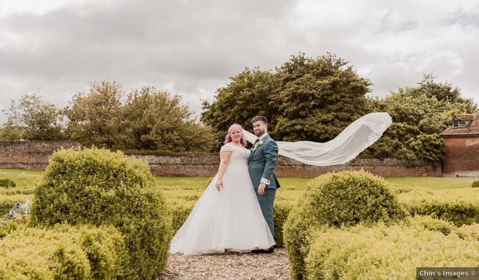 Helene and Sam's Wedding in Basingstoke, Hampshire