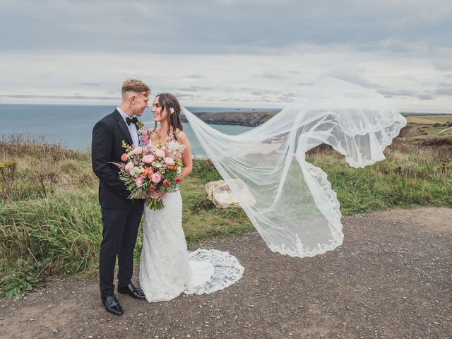 Brad and Tabatha&apos;s Wedding in Newquay, Cornwall 33