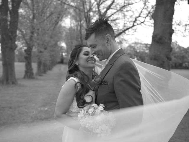 John and Krina&apos;s Wedding in Hemel Hempstead, Hertfordshire 18