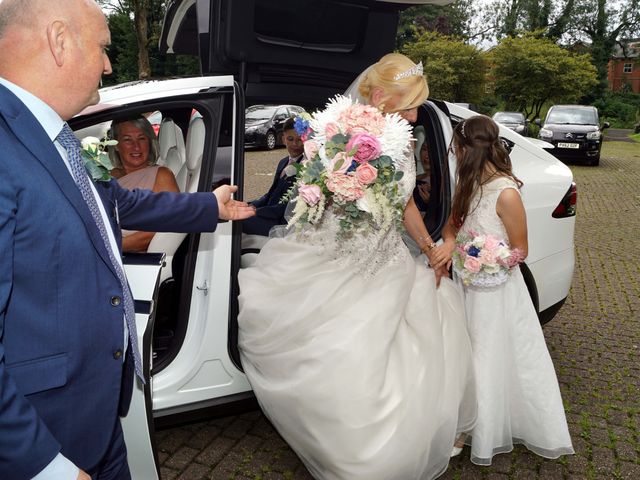 Mark and Susan&apos;s Wedding in Bolton, Greater Manchester 2