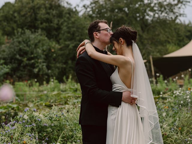 Gabriel and Gabrielle&apos;s Wedding in Newbury, Berkshire 4