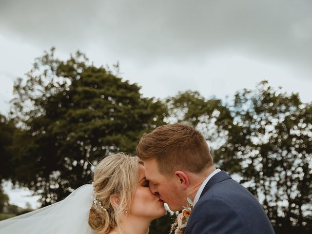 Ashley and Gemma's Wedding in Dereham, Norfolk 4