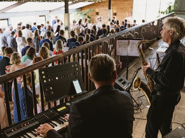 Alex and Ellie&apos;s Wedding in Cheltenham, Gloucestershire 14