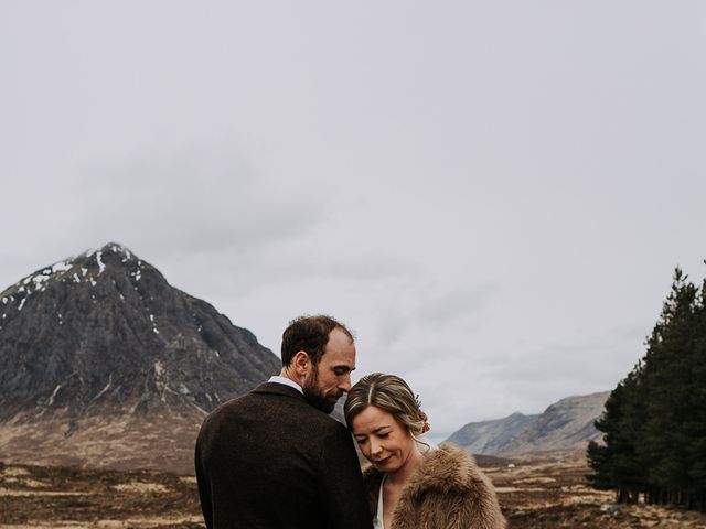 Emma and Gav&apos;s Wedding in Glencoe, Argyll 4