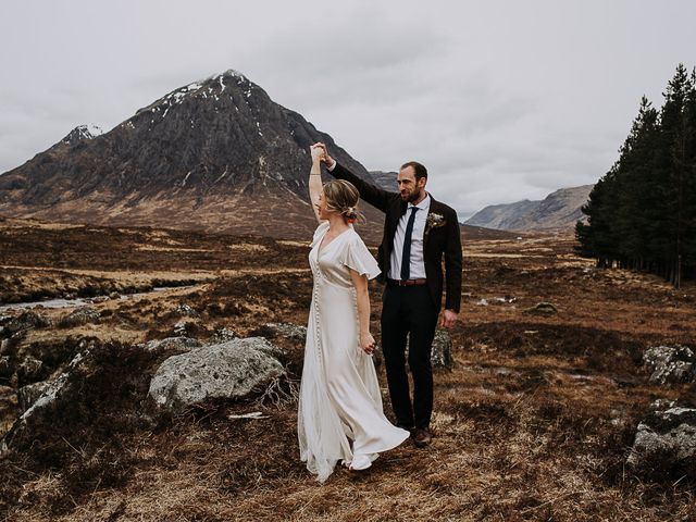 Emma and Gav&apos;s Wedding in Glencoe, Argyll 6