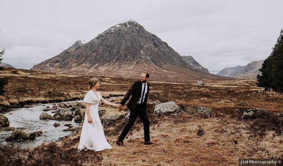 Emma and Gav's Wedding in Glencoe, Argyll